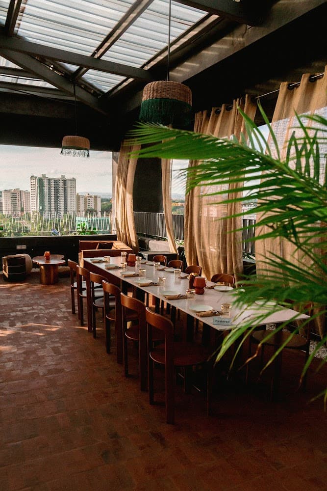 dijo rooftop bar & restaurant