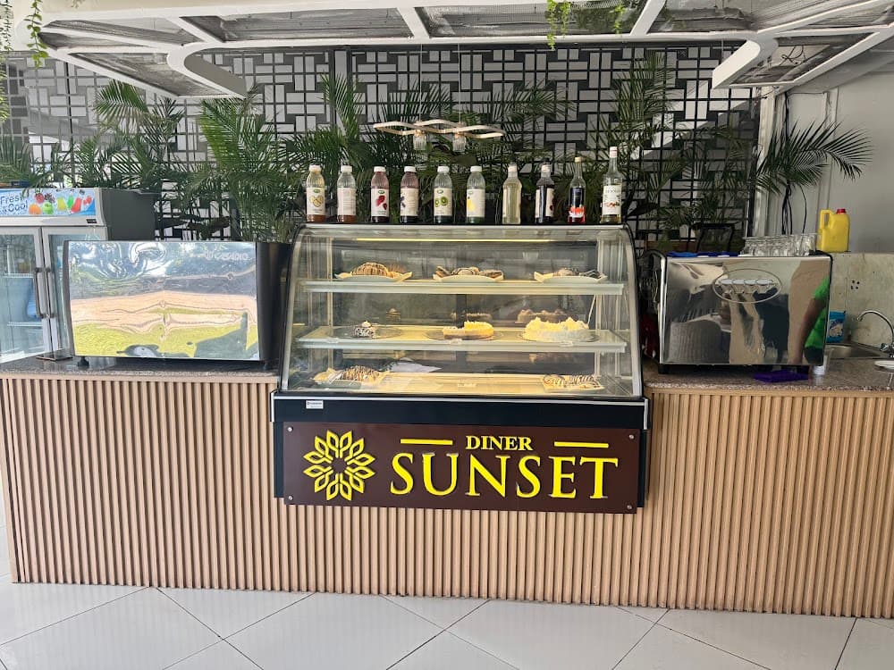 Sunset Diner