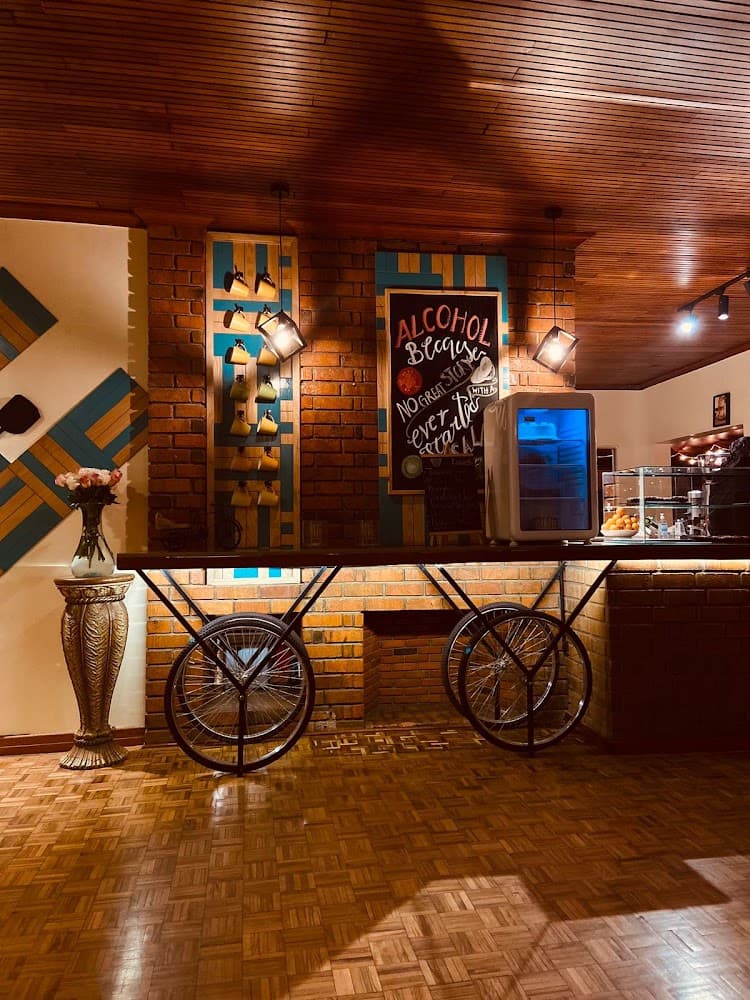 The Pot Belly Restaurant & Bar