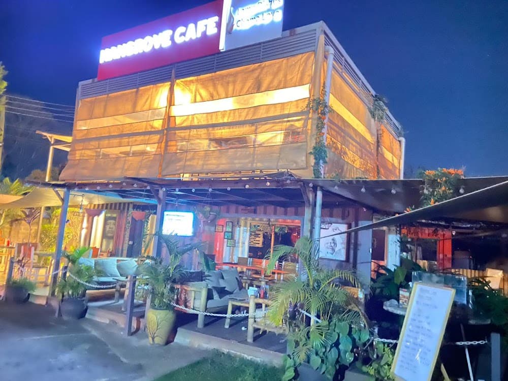 MANGROVE CAFE