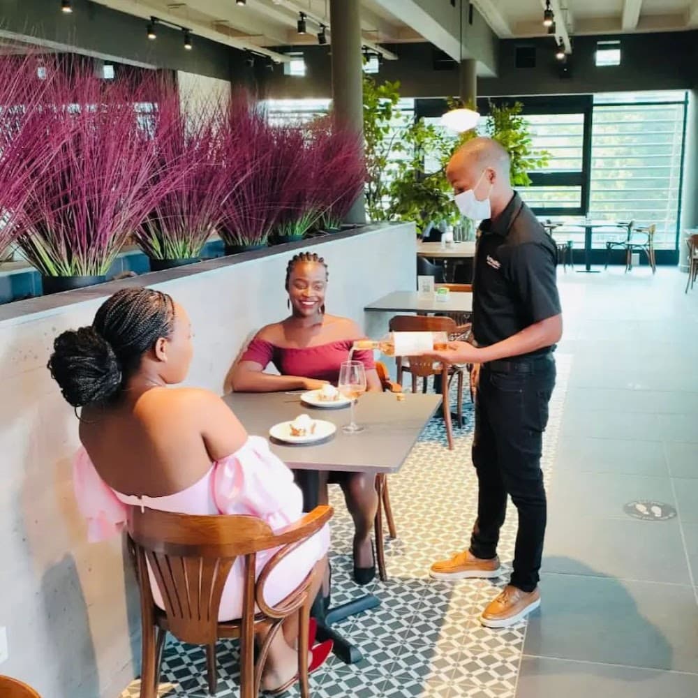 Artcaffé Restaurant Capital Centre Mall